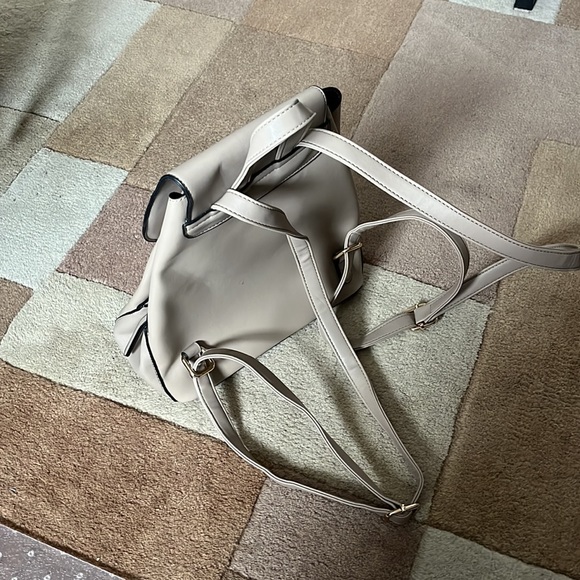 Purse backpack & wallet - Picture 3 of 6